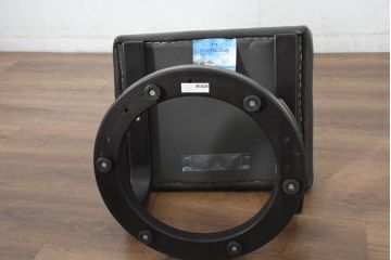 中古　ドイツ　IDC大塚家具取り扱い　himolla(ヒモラ)　model.9883　ゼロストレス　本革(レザー)　洗練された空間を演出するリクライニングチェアとオットマンのセット(アームチェア、椅子、一人掛けソファ、1Pソファ、フットスツール、ラウンジチェア)(定価約22万円)(R-082703)