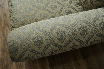 中古　美品!!　イギリス　高級品!!　英国高級家具ブランド　Art forma(アートフォーマ)　キャスター付き!上品なファブリックが魅力的な3人掛けソファ(トリプルソファ、三人掛け、3P、英国)(定価約65万円)(R-082707)