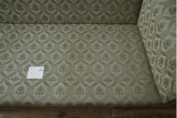 中古　美品!!　イギリス　高級品!!　英国高級家具ブランド　Art forma(アートフォーマ)　キャスター付き!上品なファブリックが魅力的な3人掛けソファ(トリプルソファ、三人掛け、3P、英国)(定価約65万円)(R-082707)