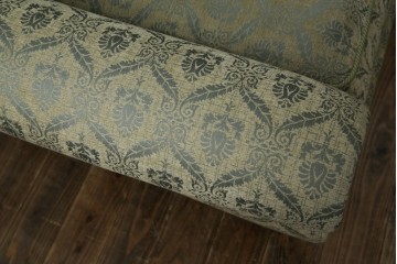 中古　美品!!　イギリス　高級品!!　英国高級家具ブランド　Art forma(アートフォーマ)　キャスター付き!上品なファブリックが魅力的な3人掛けソファ(トリプルソファ、三人掛け、3P、英国)(定価約65万円)(R-082707)