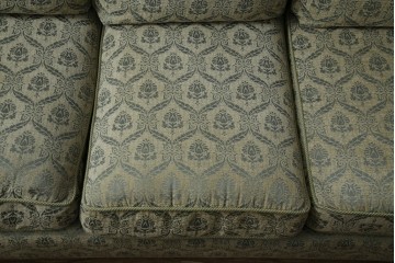 中古　美品!!　イギリス　高級品!!　英国高級家具ブランド　Art forma(アートフォーマ)　キャスター付き!上品なファブリックが魅力的な3人掛けソファ(トリプルソファ、三人掛け、3P、英国)(定価約65万円)(R-082707)