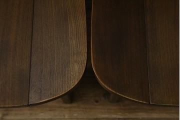 中古　美品　希少な廃番品!!　カリモク家具(karimoku)　ナラ(楢)材　持ち手付き　和モダンなハイバックチェア4脚セット　(R-082709)