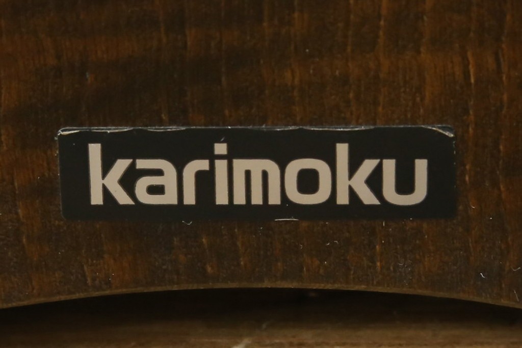 中古　美品　希少な廃番品!!　カリモク家具(karimoku)　ナラ(楢)材　持ち手付き　和モダンなハイバックチェア4脚セット　(R-082709)