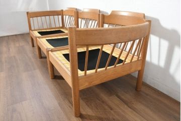 和製ビンテージ　希少モデル!!　国産職人手作り　伊勢丹別注　ナラ(楢)材　ゆったりとした時間を過ごしたくなる木のぬくもりに包まれた3連モジュール式曲木スピンドルバック3Pソファ(三人掛け、3人掛け、リビングチェア、トリプルソファ、アームソファ、ヴィンテージ)(R-082711)