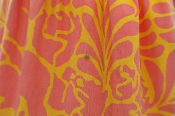 スウェーデンヴィンテージ　パイン材の温もりと優しい色が調和するナチュラルなフロアスタンド　(R-082724)