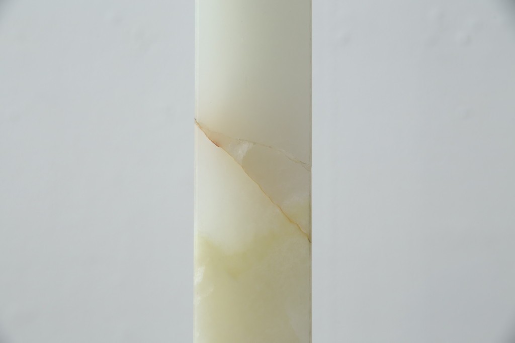 イタリアヴィンテージ　ブラスの重厚感と大理石支柱の上品さが際立つコートハンガー　(R-082725)