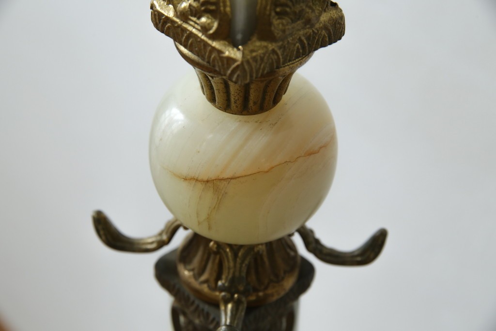 イタリアヴィンテージ　ブラスの重厚感と大理石支柱の上品さが際立つコートハンガー　(R-082725)