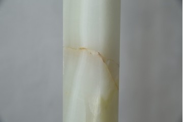 イタリアヴィンテージ　ブラスの重厚感と大理石支柱の上品さが際立つコートハンガー　(R-082725)