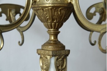 イタリアヴィンテージ　ブラスの重厚感と大理石支柱の上品さが際立つコートハンガー　(R-082725)