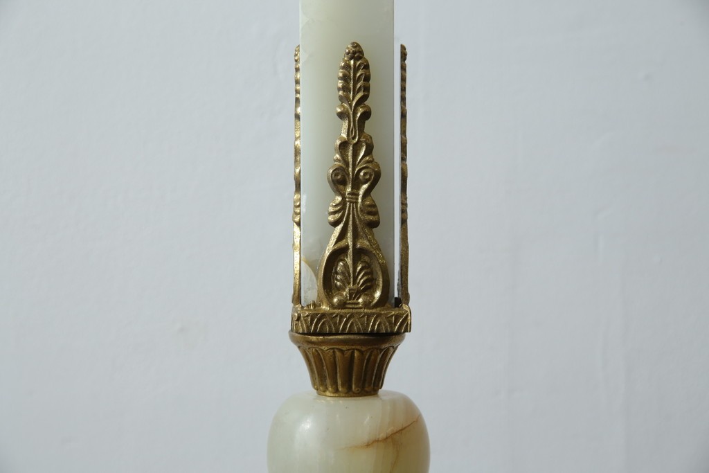 イタリアヴィンテージ　ブラスの重厚感と大理石支柱の上品さが際立つコートハンガー　(R-082725)