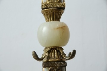 イタリアヴィンテージ　ブラスの重厚感と大理石支柱の上品さが際立つコートハンガー　(R-082725)