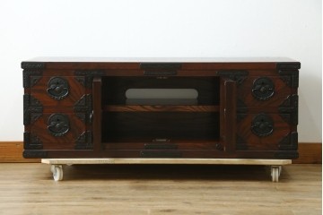 中古　超美品　岩谷堂箪笥　どっしりとした重厚感ある佇まいが魅力的なテレビ台　定価約45万円　(R-082727)