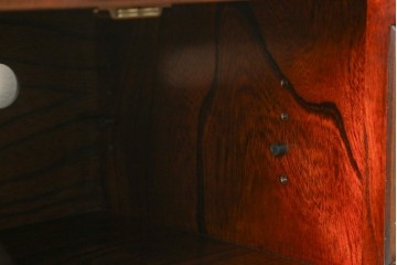 中古　超美品　岩谷堂箪笥　どっしりとした重厚感ある佇まいが魅力的なテレビ台　定価約45万円　(R-082727)