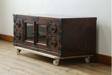 中古　超美品　岩谷堂箪笥　どっしりとした重厚感ある佇まいが魅力的なテレビ台　定価約45万円　(R-082727)