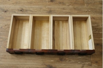 中古　超美品　岩谷堂箪笥　どっしりとした重厚感ある佇まいが魅力的なテレビ台　定価約45万円　(R-082727)