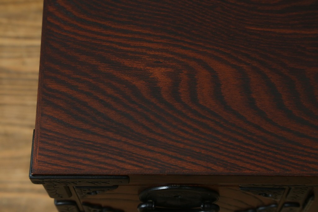 中古　超美品　岩谷堂箪笥　どっしりとした重厚感ある佇まいが魅力的なテレビ台　定価約45万円　(R-082727)