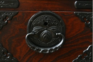 中古　超美品　岩谷堂箪笥　どっしりとした重厚感ある佇まいが魅力的なテレビ台　定価約45万円　(R-082727)