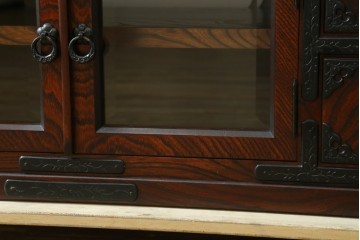 中古　超美品　岩谷堂箪笥　どっしりとした重厚感ある佇まいが魅力的なテレビ台　定価約45万円　(R-082727)