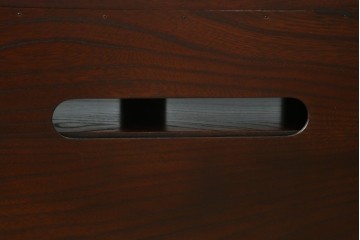 中古　超美品　岩谷堂箪笥　どっしりとした重厚感ある佇まいが魅力的なテレビ台　定価約45万円　(R-082727)