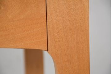 中古　家具工房　BritCraft(ブリットクラフト)　ハードメープル材　丸みをおびたデザインの引き出し付きデスク(机、ワークデスク、コンソールテーブル、在宅用、在宅ワーク用)(R-082728)