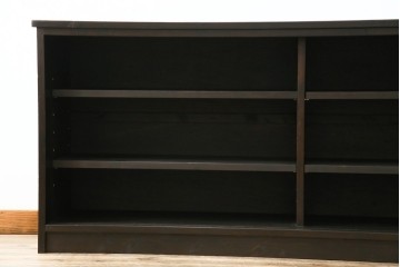 中古　古建具をリメイクしたモダンな横桟ガラス引き戸が魅力な水屋箪笥サイドボード　(R-082732)