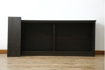 中古　古建具をリメイクしたモダンな横桟ガラス引き戸が魅力な水屋箪笥サイドボード　(R-082732)