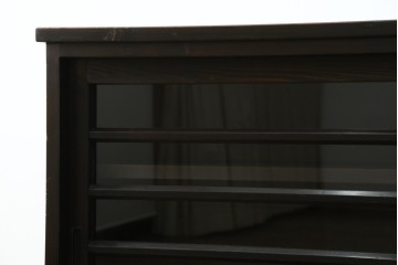 中古　古建具をリメイクしたモダンな横桟ガラス引き戸が魅力な水屋箪笥サイドボード　(R-082732)