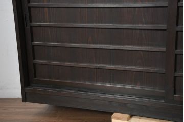 中古　古建具をリメイクしたモダンな横桟板戸が魅力な水屋箪笥サイドボード(食器棚、収納棚、戸棚、カップボード、サイドキャビネット)(R-082733)