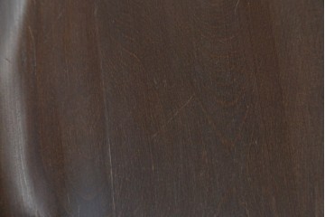 中古　美品　希少な廃番品　IDC大塚家具取り扱い　秋田木工　落ち着いた色味と滑らかな質感が美しいウィンザーチェア4脚セット　定価4脚で約30万円　(R-082738)