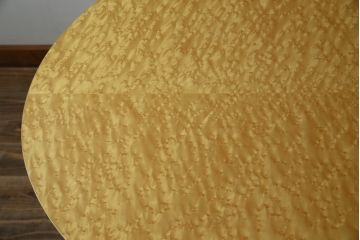 中古　超美品!!　松創(MATSUSO・マツソウ)　エルテ　バーズアイメープルトップ　優美な木肌が彩る気品あふれるオーバルテーブル(ラウンドテーブル、ダイニングテーブル、2人掛け、4人掛け、食卓)(定価約90万円)(R-082744)