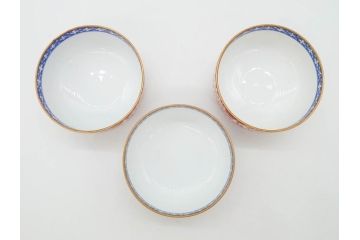 オールドノリタケ　NORITAKE　花唐草文　赤絵　金彩　3.2寸・3.7寸・4寸　食卓を華やかに彩る蓋付き茶碗4客&小鉢4客セット(器、どんぶり、深鉢、深皿、向付、マルキ印、和皿、和食器、三寸二分、三寸七分、四寸)(R-082749)
