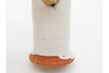 三輪和彦(十三代 三輪休雪)　匠の趣向が光る金耳盃(萩焼、耳付、杯、酒器、裏印、ウコン布付き、共箱付き)(R-082753)