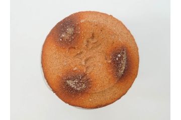 三輪和彦(十三代 三輪休雪)　匠の趣向が光る金耳盃(萩焼、耳付、杯、酒器、裏印、ウコン布付き、共箱付き)(R-082753)