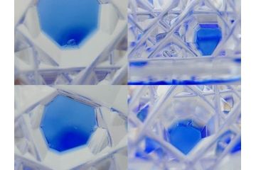 須田秀石　瑠璃被籠目紋　切立盃/伝統工芸　太武朗　江戸切子　色被せ　グラス　繊細な輝きに見惚れる切子2点セット(青、桜、硝子、杯、酒器、共箱付)(R-082758)