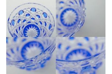 須田秀石　瑠璃被籠目紋　切立盃/伝統工芸　太武朗　江戸切子　色被せ　グラス　繊細な輝きに見惚れる切子2点セット(青、桜、硝子、杯、酒器、共箱付)(R-082758)
