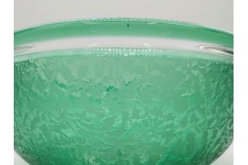 時代物　大正〜昭和初期　結霜ガラス　緑　レトロな雰囲気を醸し出すガラスボウル(硝子、グリーン、深皿)(R-082762)