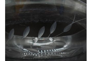 当時物　大正〜昭和初期　切子　花　淑やかな佇まいのガラスボウル(バラ、薔薇、硝子、深皿、深鉢)(R-082763)