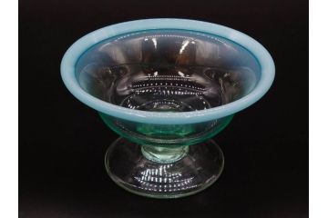 当時物　大正〜昭和初期　椀型　白色糸巻　輪花　優しい風合いを持つ青縁氷コップ2点セット(椀形、小鉢、吹きガラス、アイスクリームカップ、デザート、水色)(R-082765)