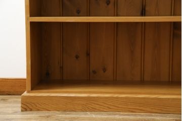 イギリスビンテージ　パイン材　シンプルなデザインが取り入れやすい3段ブックシェルフ(本棚、収納棚、飾り棚、陳列棚、書棚、ヴィンテージ、英国)(R-082768)