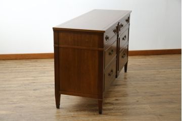 中古　DREXEL HERITAGE(ドレクセルヘリテイジ)　Triune(トライユン)　マホガニー材　上品な佇まいが魅力のサイドボード(サイドチェスト、引き出し、収納棚、米国)(R-082770)