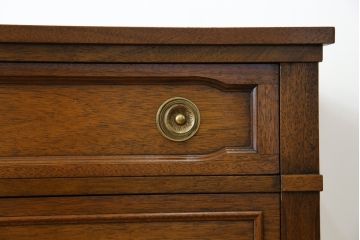 中古　DREXEL HERITAGE(ドレクセルヘリテイジ)　Triune(トライユン)　マホガニー材　上品な佇まいが魅力のサイドボード(サイドチェスト、引き出し、収納棚、米国)(R-082770)