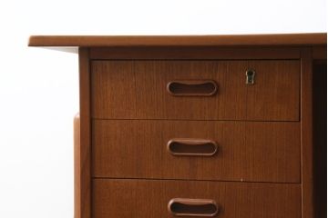 デンマークビンテージ　チーク材　すっきりとしたデザインが素敵な両面使いのパートナーデスク(両袖机、作業台、ワークテーブル、ワークデスク、在宅ワーク、在宅用、北欧、ヴィンテージ)(R-082773)