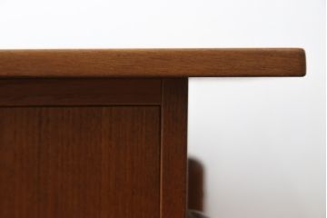 デンマークビンテージ　チーク材　すっきりとしたデザインが素敵な両面使いのパートナーデスク(両袖机、作業台、ワークテーブル、ワークデスク、在宅ワーク、在宅用、北欧、ヴィンテージ)(R-082773)