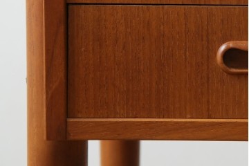 デンマークビンテージ　チーク材　すっきりとしたデザインが素敵な両面使いのパートナーデスク　(R-082773)