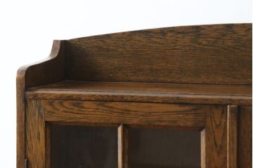 イギリスアンティーク　オーク材　彫刻入りのシンプルなブックケース(本棚、本箱、書棚、戸棚、収納棚、英国)(R-082774)