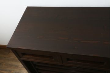 中古　美品　松本民芸家具　和モダンな雰囲気を醸し出す舞良型サイドボード(サイドキャビネット、収納棚、戸棚)(R-082777)