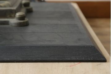 ビンテージ　高級品!!　真鍮(しんちゅう)製　ガス灯型の上品なデザインが素敵なフロアスタンドライト(ハイポールライト、照明、店舗什器、ヴィンテージ)(R-082781)