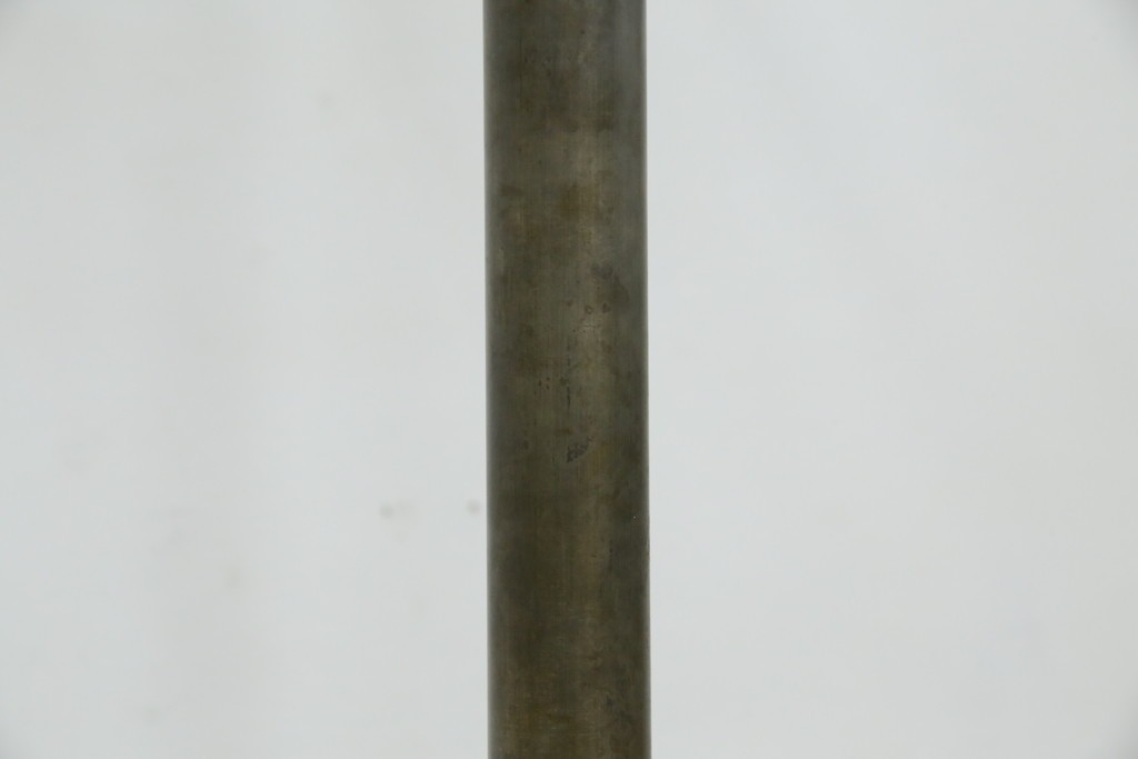 ビンテージ　高級品!!　真鍮(しんちゅう)製　ガス灯型の上品なデザインが素敵なフロアスタンドライト(ハイポールライト、照明、店舗什器、ヴィンテージ)(R-082781)