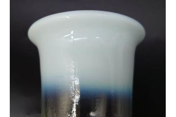 当時物　大正〜昭和初期　棗型(なつめ形)　乳白ぼかし　青縁　清涼感を感じる氷コップ2客セット(ベル型?、水色、吹きガラス、硝子、グラス、和ガラス)(R-082784)