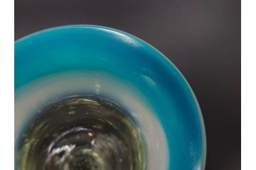 当時物　大正〜昭和初期　棗型(なつめ形)　乳白ぼかし　青縁　清涼感を感じる氷コップ2客セット(ベル型?、水色、吹きガラス、硝子、グラス、和ガラス)(R-082784)